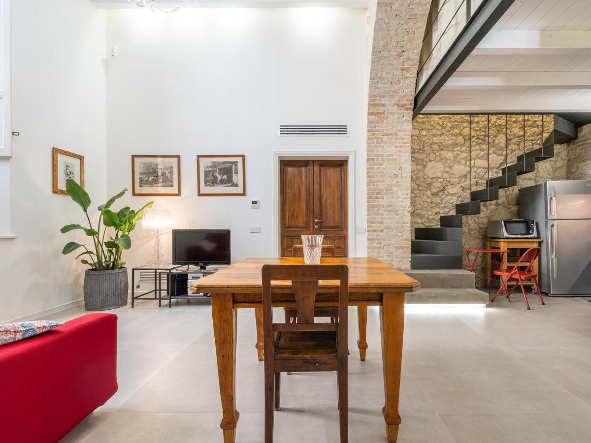 Massimo Boutique Apartment Cagliari Extérieur photo